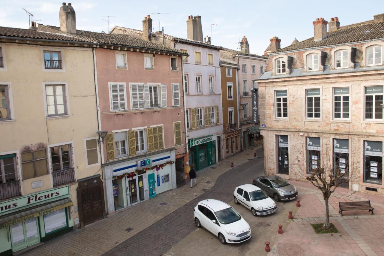 Appartement A-Mi-Chemin - Centre-Ville De تورنو المظهر الخارجي الصورة