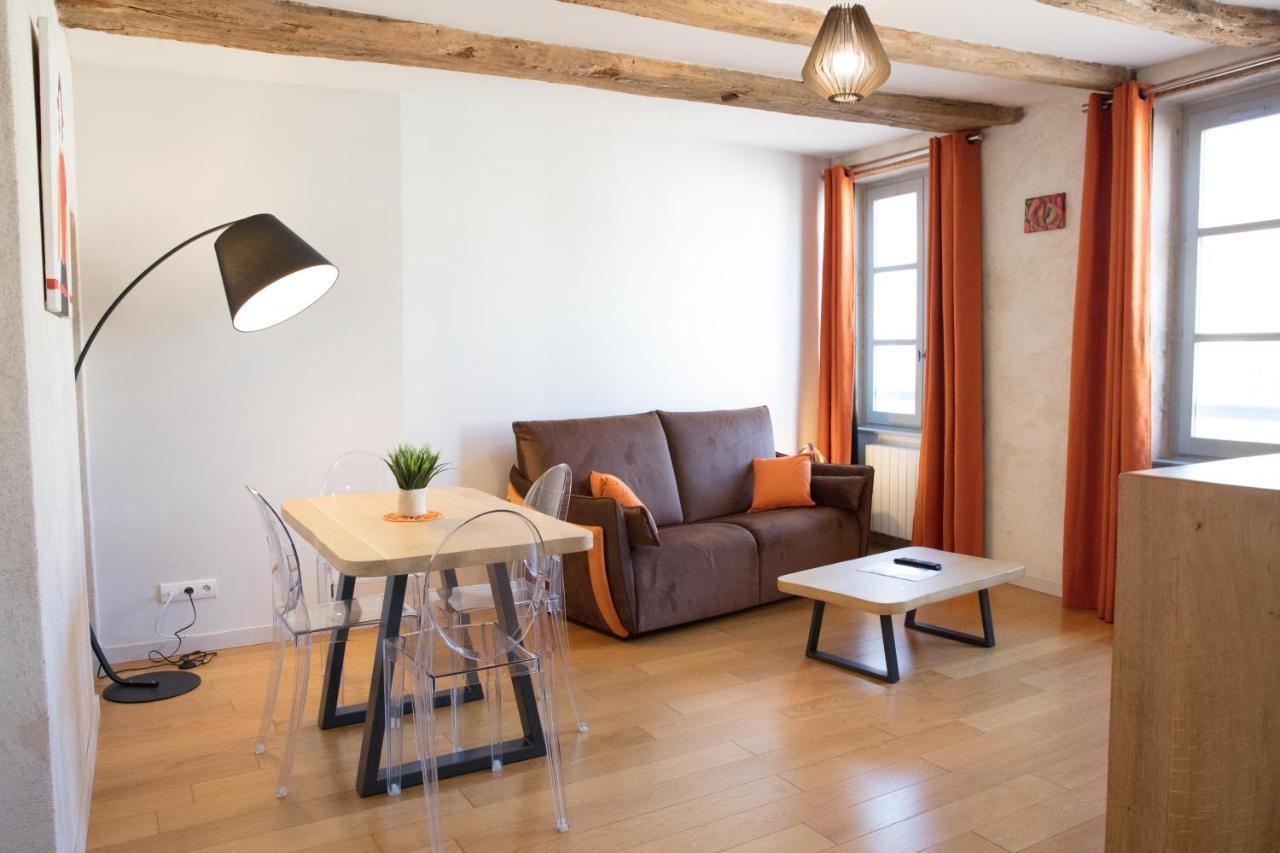 Appartement A-Mi-Chemin - Centre-Ville De تورنو المظهر الخارجي الصورة